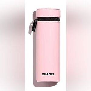 NEW CHANEL LES PINCEAUX DE CHANEL LEATHER BRUSH HOLDER  IN BALLERINA